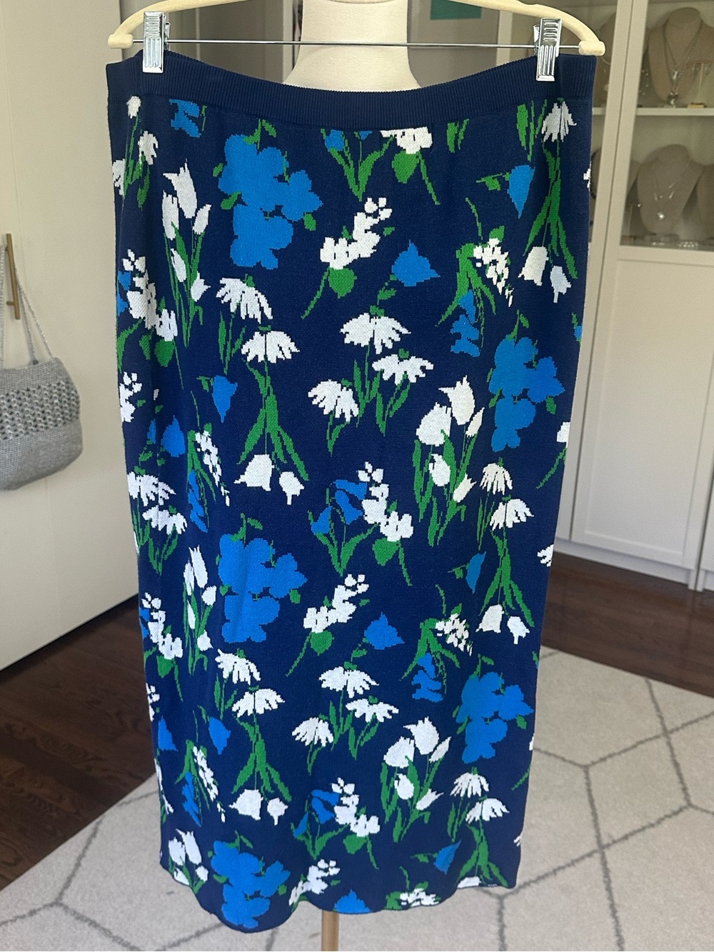 Like New Kate Spade New York x Target: 2 pieces sweater & skirt - Picture 7 of 11